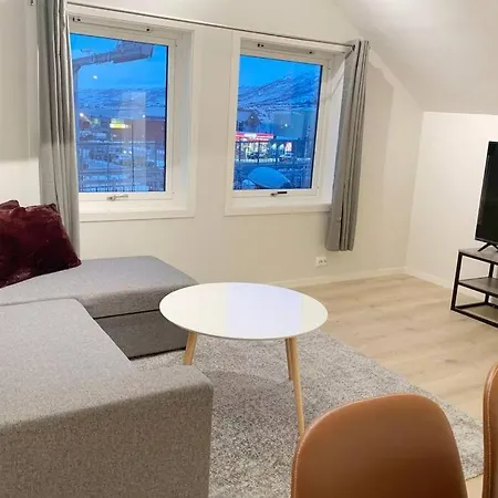 Nordic Host - City Center Loft - Charming 2bed 6ppl Tromso